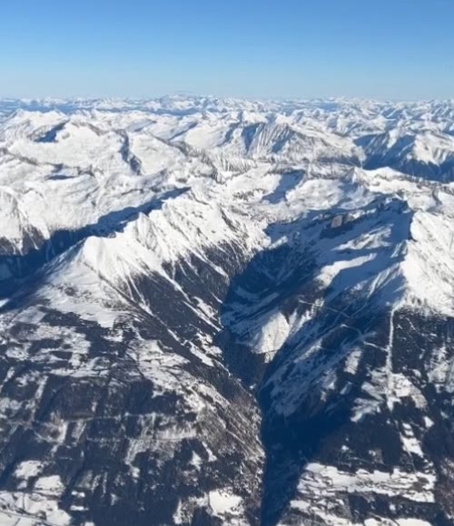 Alpenpanorama aus Ballonhöhe